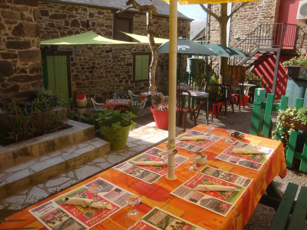 Auberge Du Chateau Chateauneuf-d'Ille-et-Vilaine Экстерьер фото